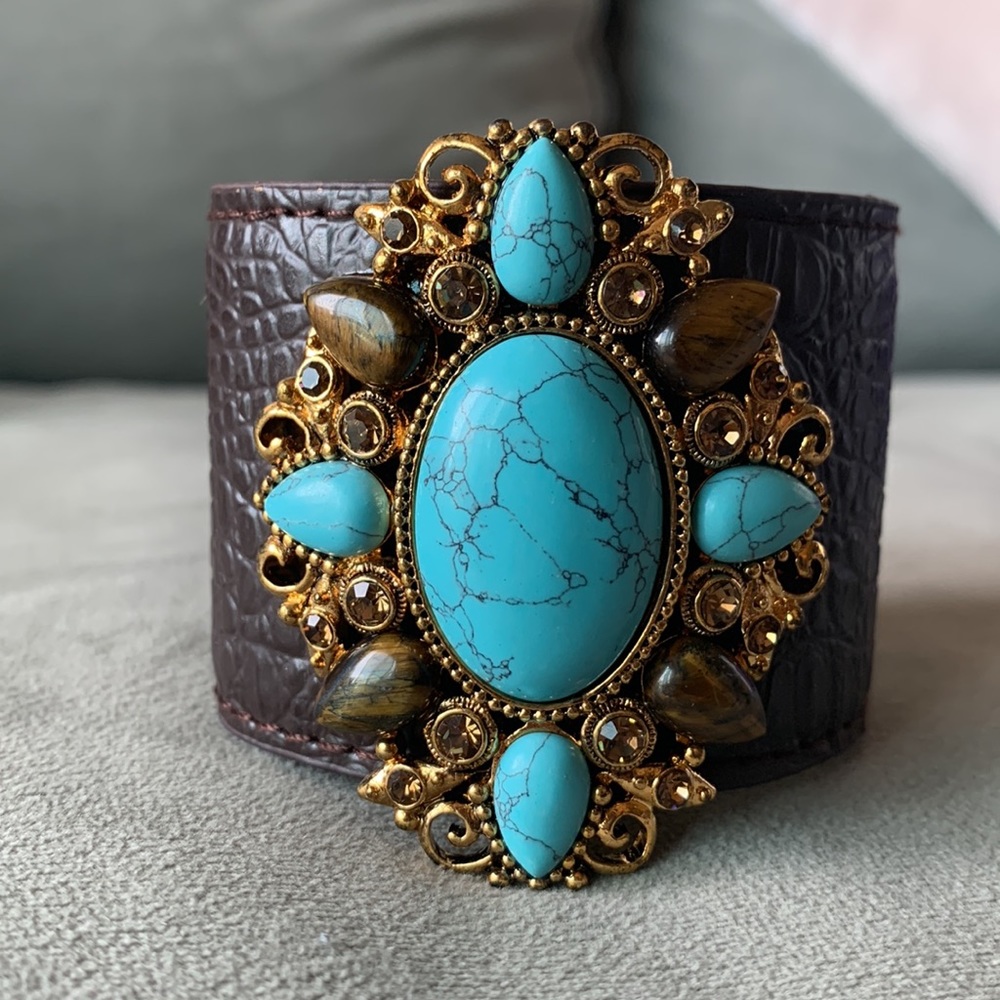 Andara dark brown leather adjustable cuff bracelet.